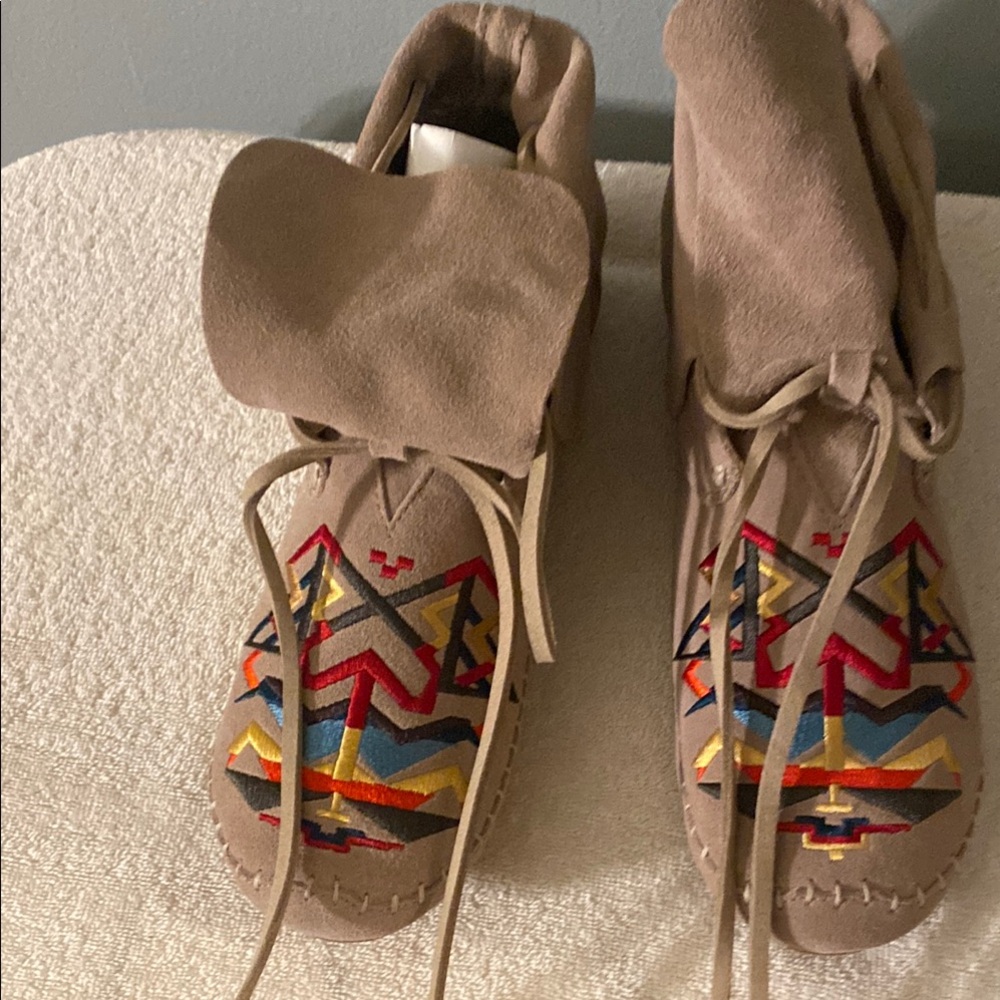 Embroidered Suede Moccasin Boots